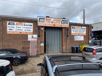 ellis-autos-2.jpg